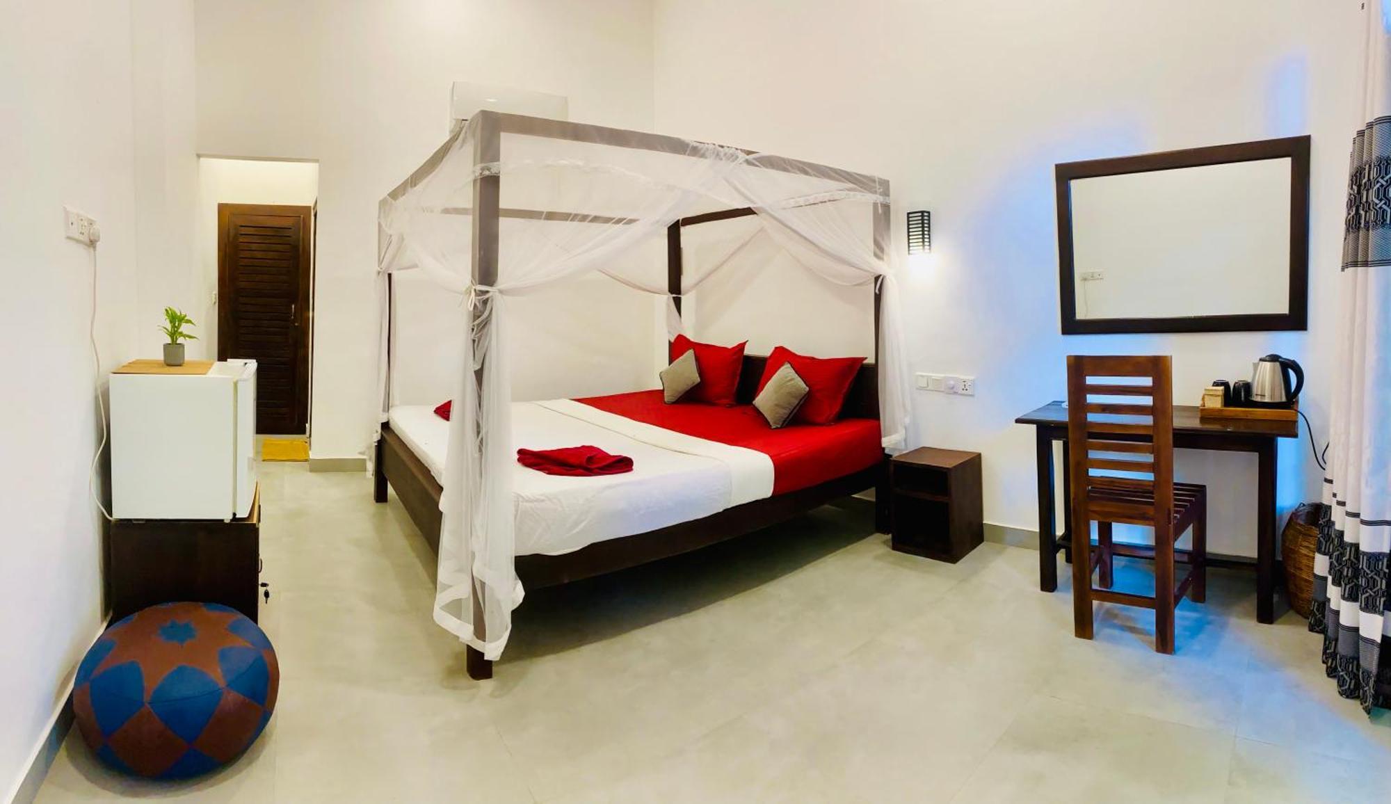 Tropicana Home Stay Arugam Bay Exterior foto